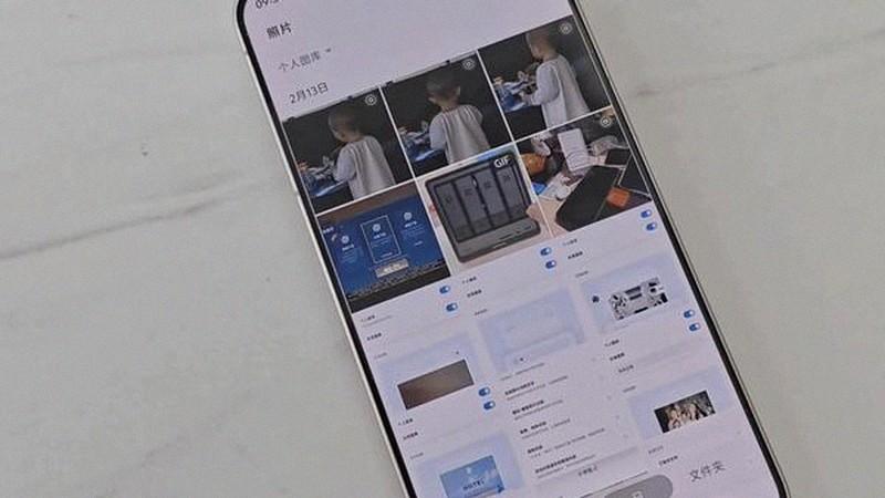 折叠屏快充与大电池兼顾，日常使用无压力